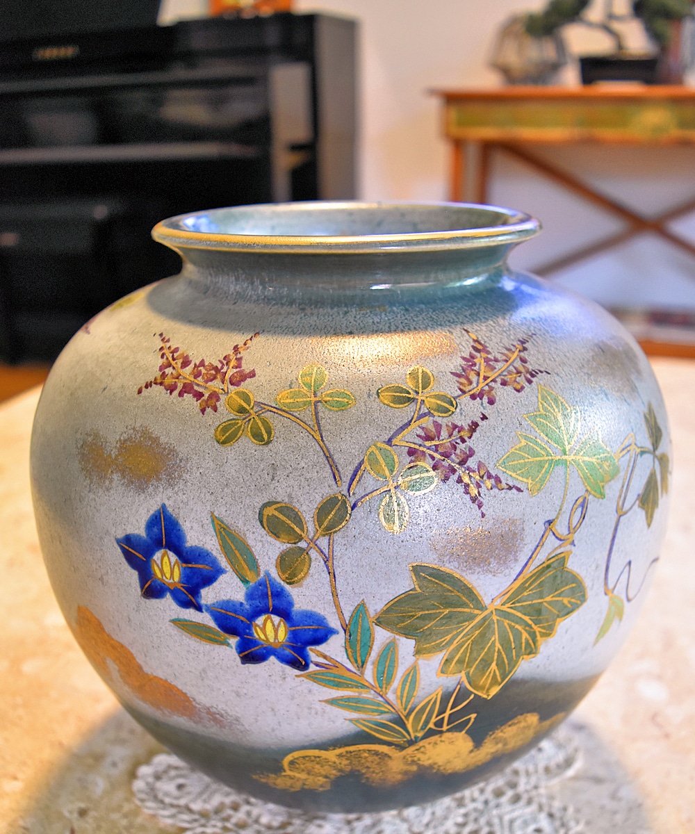 Vase "Blue Floral" Kutani-yaki ware. - Image 2