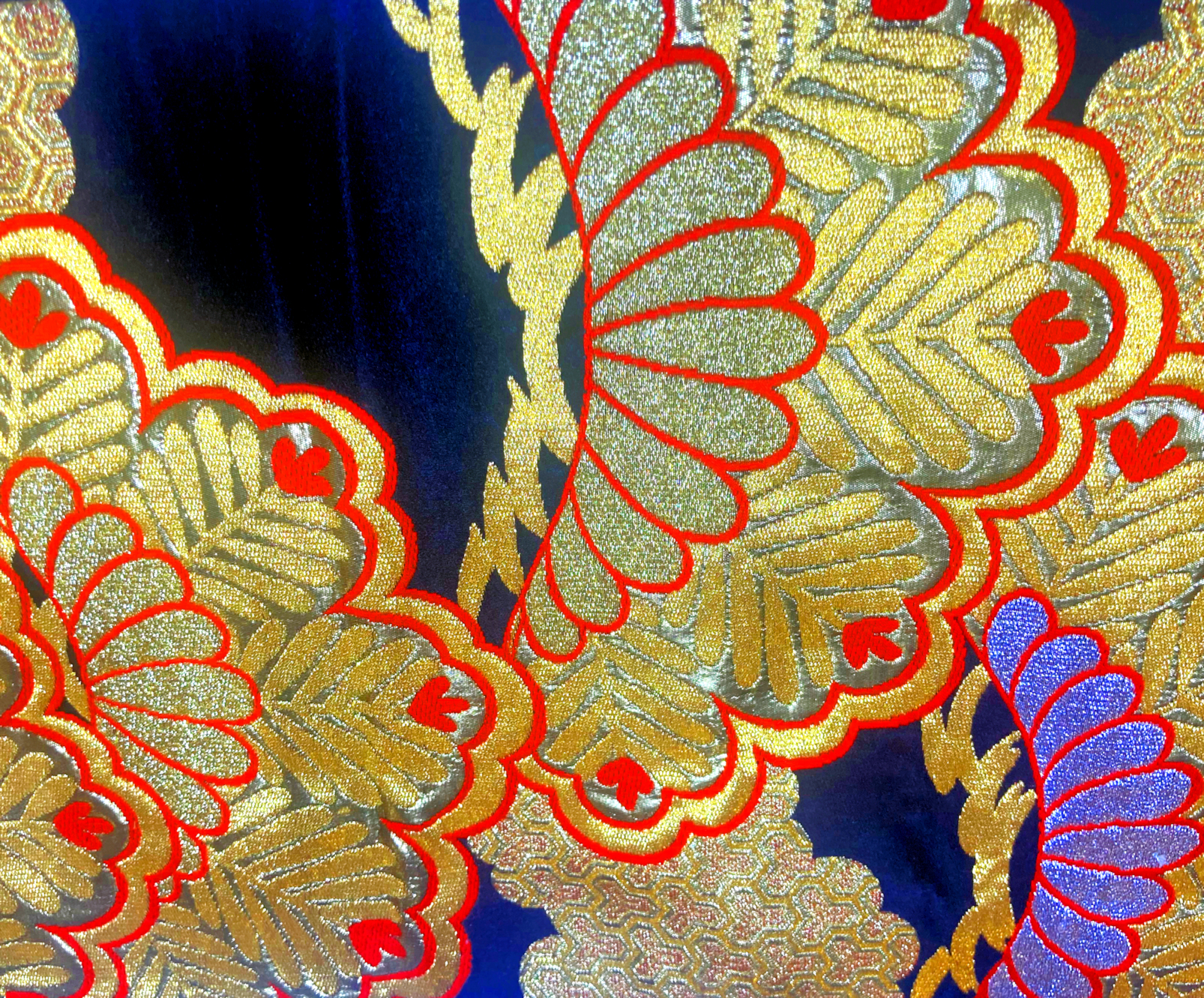 OBI Table Runner / Wall Art - Golden clouds - Image 3