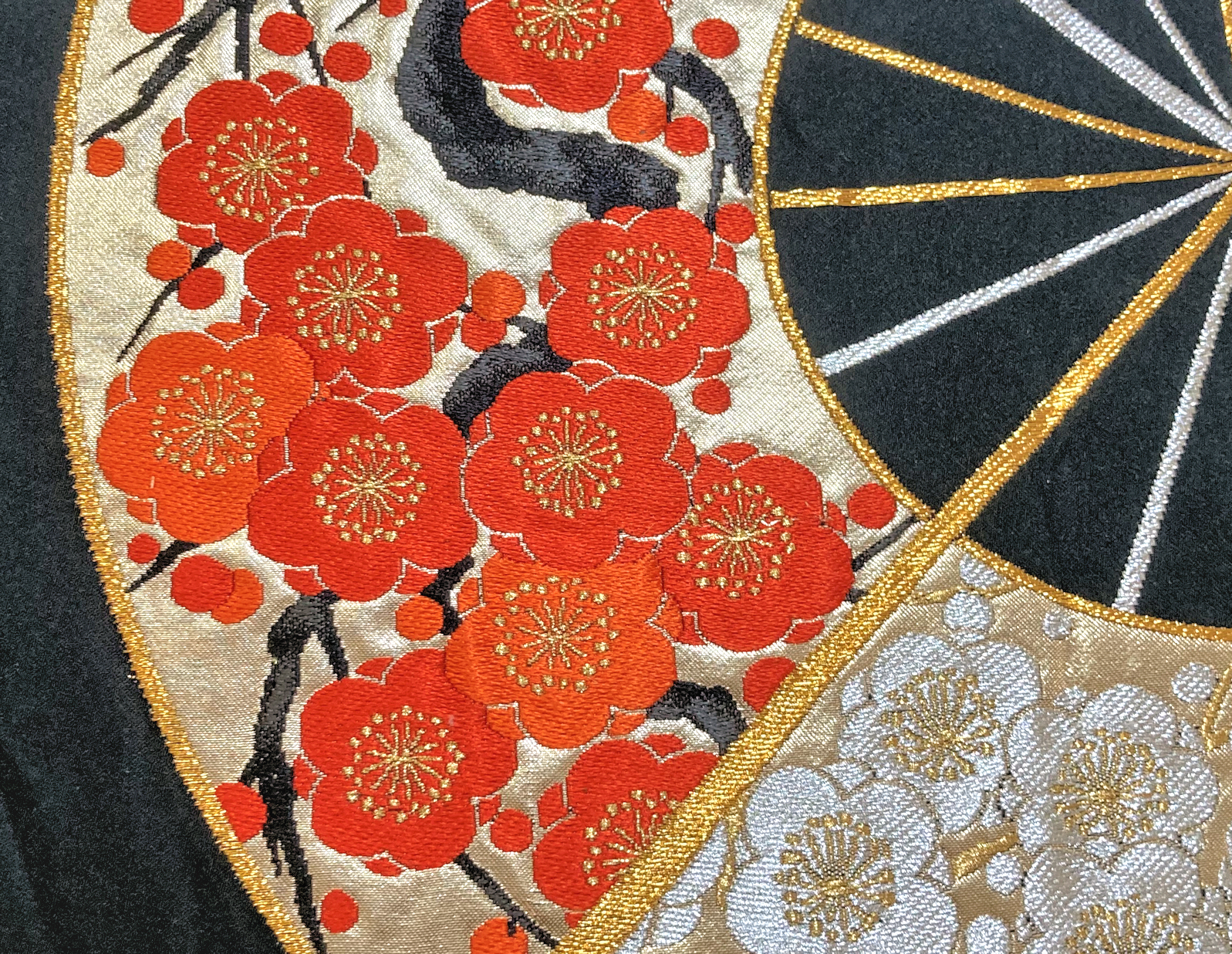 OBI Table Runner / Wall Art - Fans - Image 3